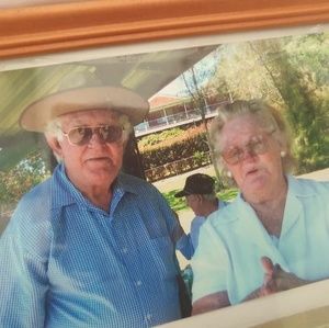 Meet your Posher, Lee